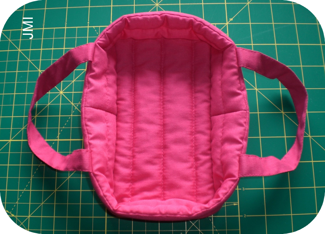 Crafting for Shoeboxes How to make a Carry Cot for a Mini Baby Doll