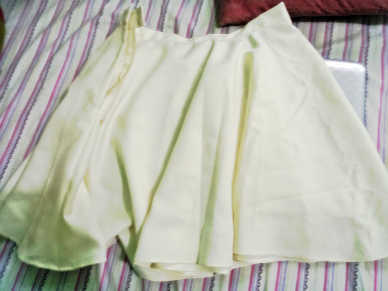 How to Wear Them Skater Skirts Love and in Between♥