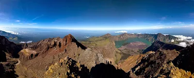 Summit of mount Rinjani 3726 m