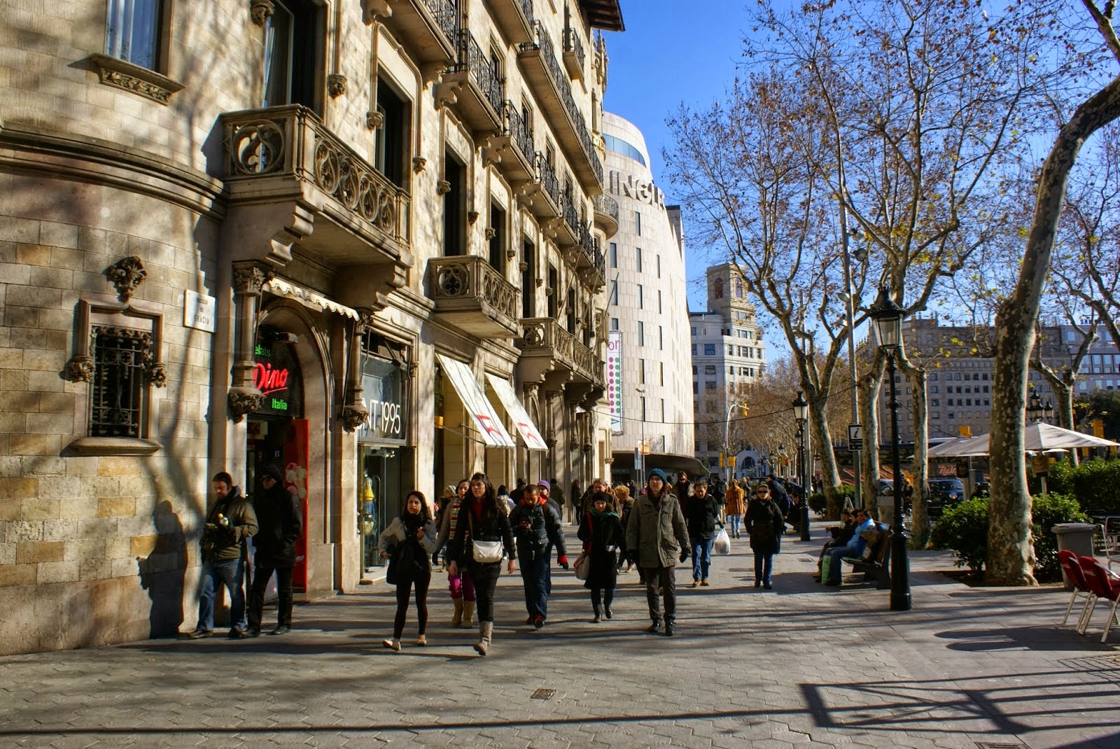 City Travel Guides Photos Of Passeig De Gracia Street City Travel Guides Photos Of Passeig De Gracia Street