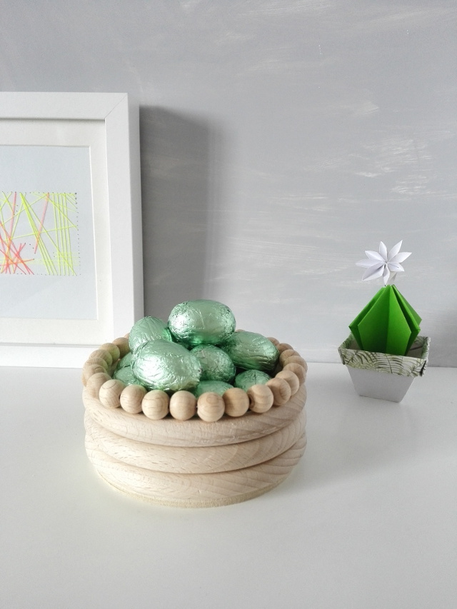 ROBEEN WOODEN BEAD BOWL