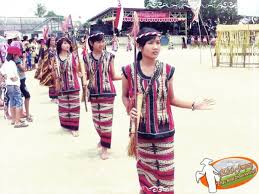 tari gantar Gambar Tari Gantar