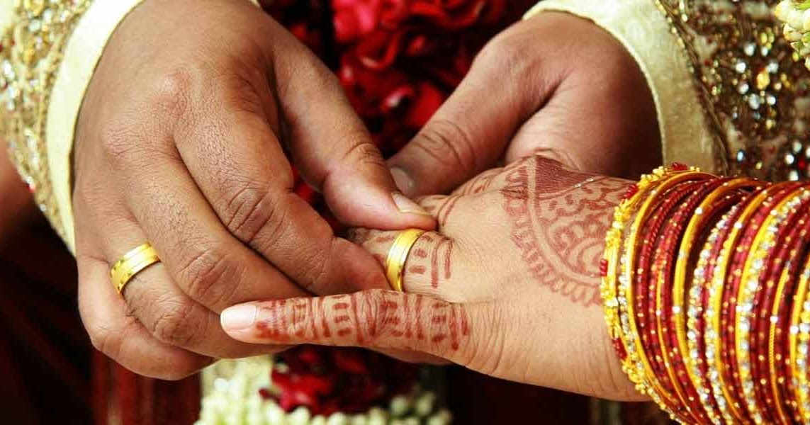 Indian Wedding Ring Ceremony Hands Stock Photo 1435789871 | Shutterstock