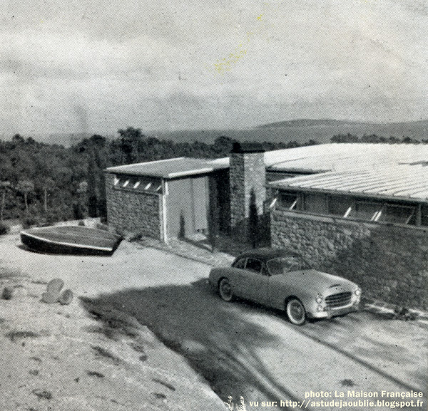 Guerrevieille - Maison Lopez Architectes: Raymond Lopez, Henri Prouvé Constructeur: Jean Prouvé Construction: 1951 - 1954 Démontée Photos: P. Molinard, Texte: M. A. Febvre-Desportes - La Maison Française - 1957 Guerrevieille - Maison Lopez Architectes: Raymond Lopez, Henri Prouvé Constructeur: Jean Prouvé Construction: 1951 - 1954 Démontée Photos: P. Molinard, Texte: M. A. Febvre-Desportes - La Maison Française - 1957