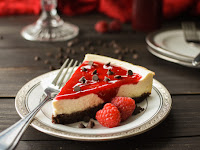 21 Day Fix Brownie-Bottom Cheesecake with Raspberry Sauce