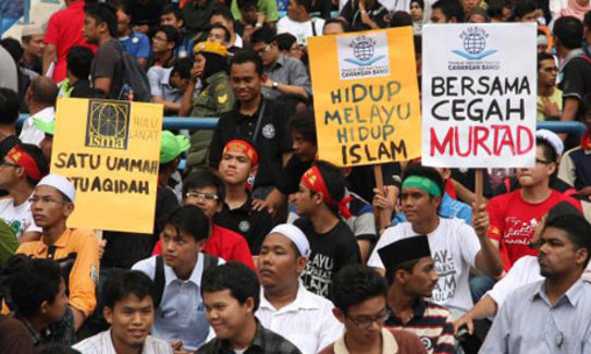 Protesta de musulmanes contra evangelismo en Malasia