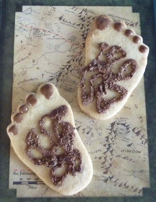 Lord of the Rings inspired Hobbit feet foot cookie recipe tutorial how to craft