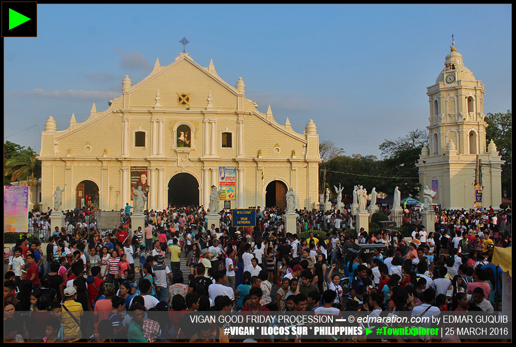 VIGAN PROCESSION