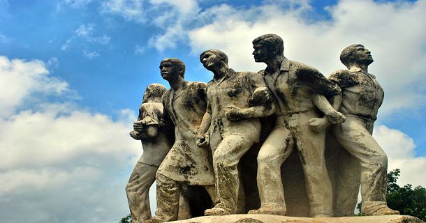 RAJU MONUMENT,TSC,DHAKA UNIVERSITY-Photography by Shubho Salateen