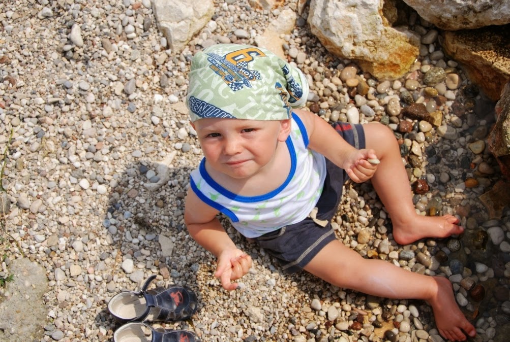 wakacje z dzieckiem, zabawy na plaży, gry i zabawy dla dzieci, wakacje nad morzem, podróże z dzieckiem, globtroterek wakacje z dzieckiem, zabawy na plaży, gry i zabawy dla dzieci, wakacje nad morzem, podróże z dzieckiem, globtroterek