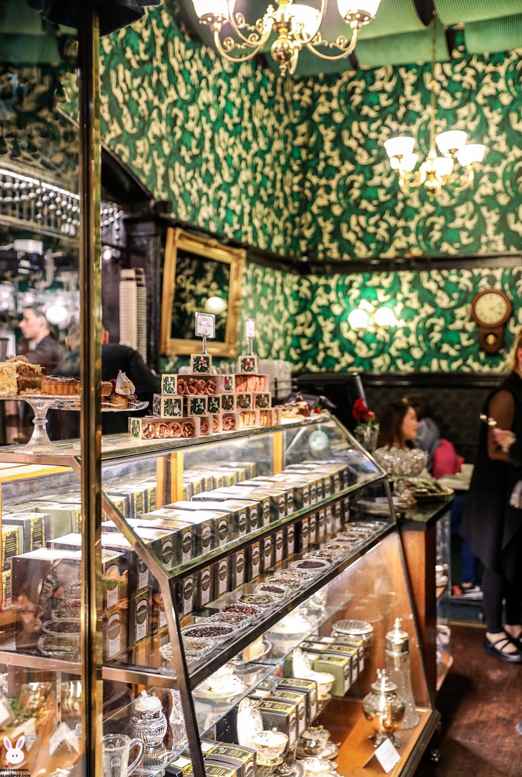 Hopetoun Tea Rooms Melbourne, AUSTRALIA DolceBunnie