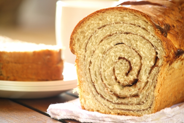 Pan con remolino de canela / Cinnamon swirl bread