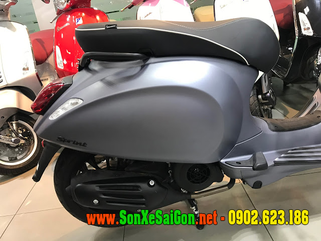 Mẫu sơn xe Vespa Sprint ABS 125 màu ghi bạc nhám cực đẹp