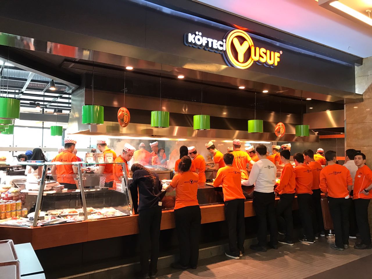 Köfteci Yusuf Gezili Mezili Çok Yemeli