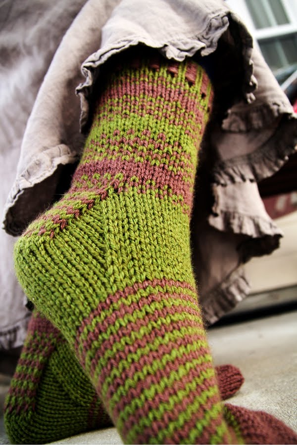 your apples are my oranges: spring moss socks