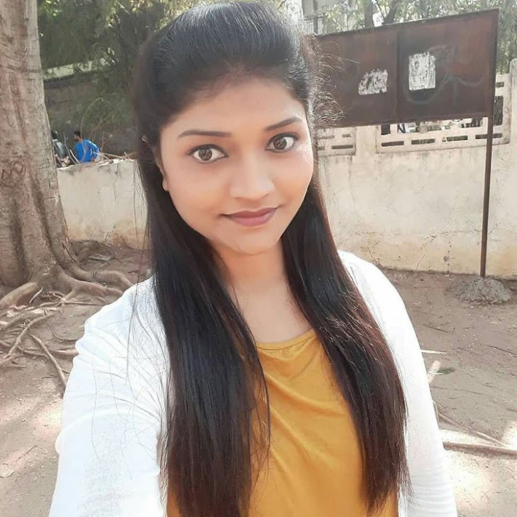 TV Actress Shivani aka Shashi aunty latest Mallu Aunty | iiQ8 20 C186FD0B 3CF0 4651 A3DF C3AE1FB19BEB