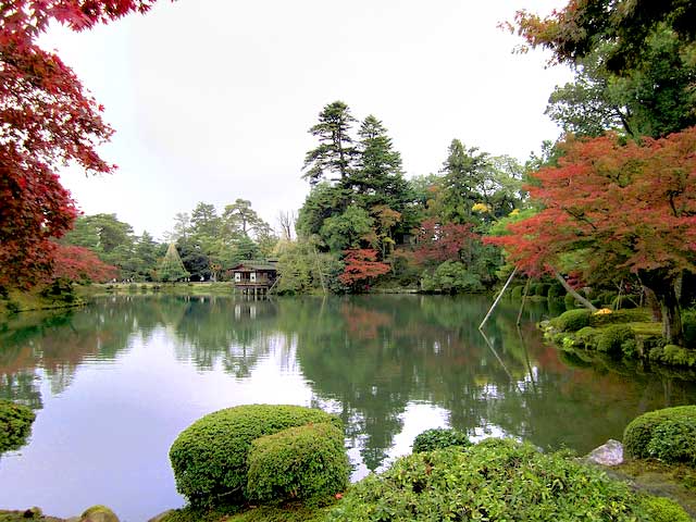 Mirando al mundo con sentimientos: El jardín Kenrokuen en Japón
