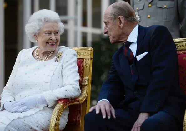Happy 94th birthday, Queen Elizabeth. Diamond tiara. Kate Middletton, Princess Charlotte, Princess Margaret