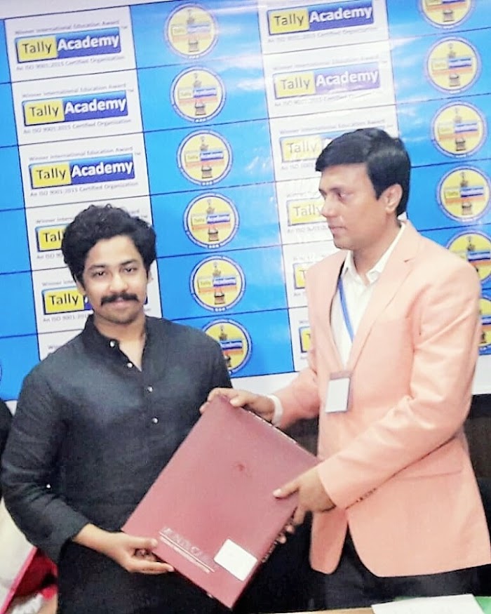 ট্যালি অ্যাকাডেমীর সাথে যুক্ত হলেন ঋদ্ধি