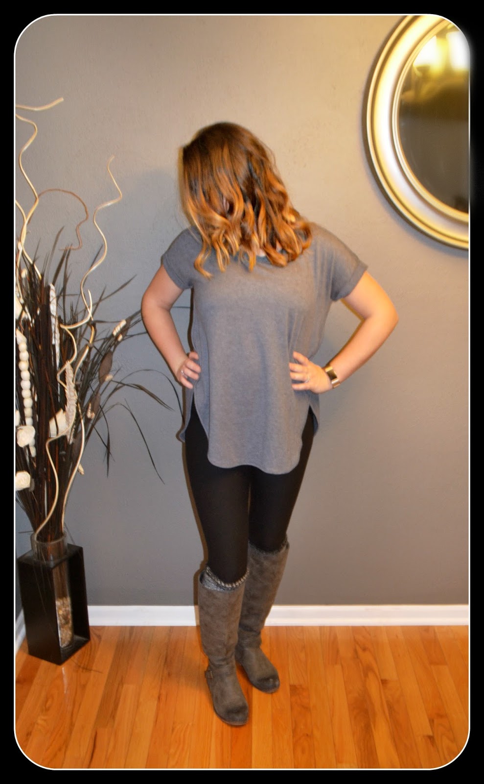 shirts to wear with dark grey leggings on them