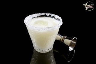 margarita de coco cocktail