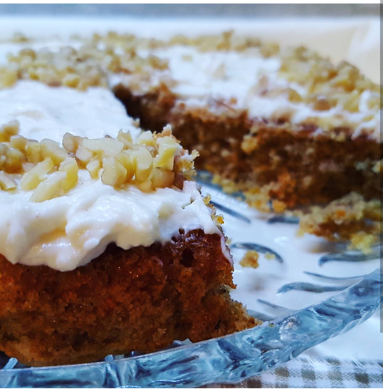 Kek Me Karrote Dhe Krem Djathi Bonbon Taste