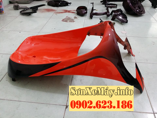 Sơn phối màu xe Honda Sh màu trắng cam đen
