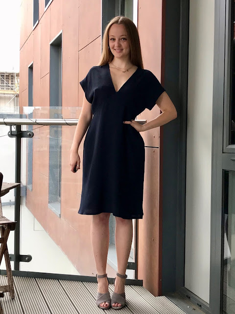 Diary of a Chain Stitcher: Tessuti Lois Dress in Navy Rayon Crepe from The Fabric Store
