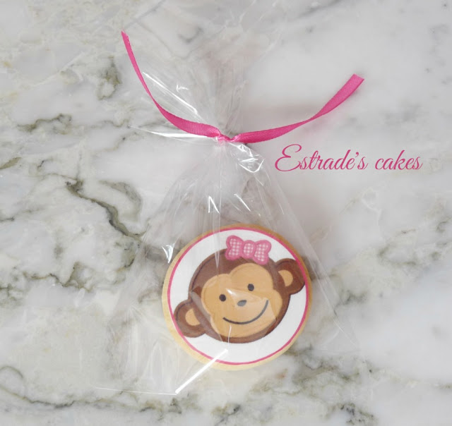 galletas de monitas decoradas con papel comestible 4