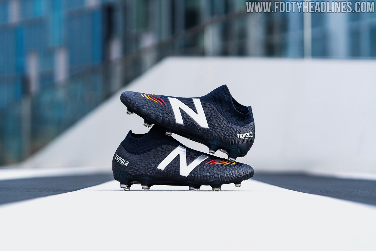FirstEver Laceless + Highcut NB Boot Black NextGen New Balance