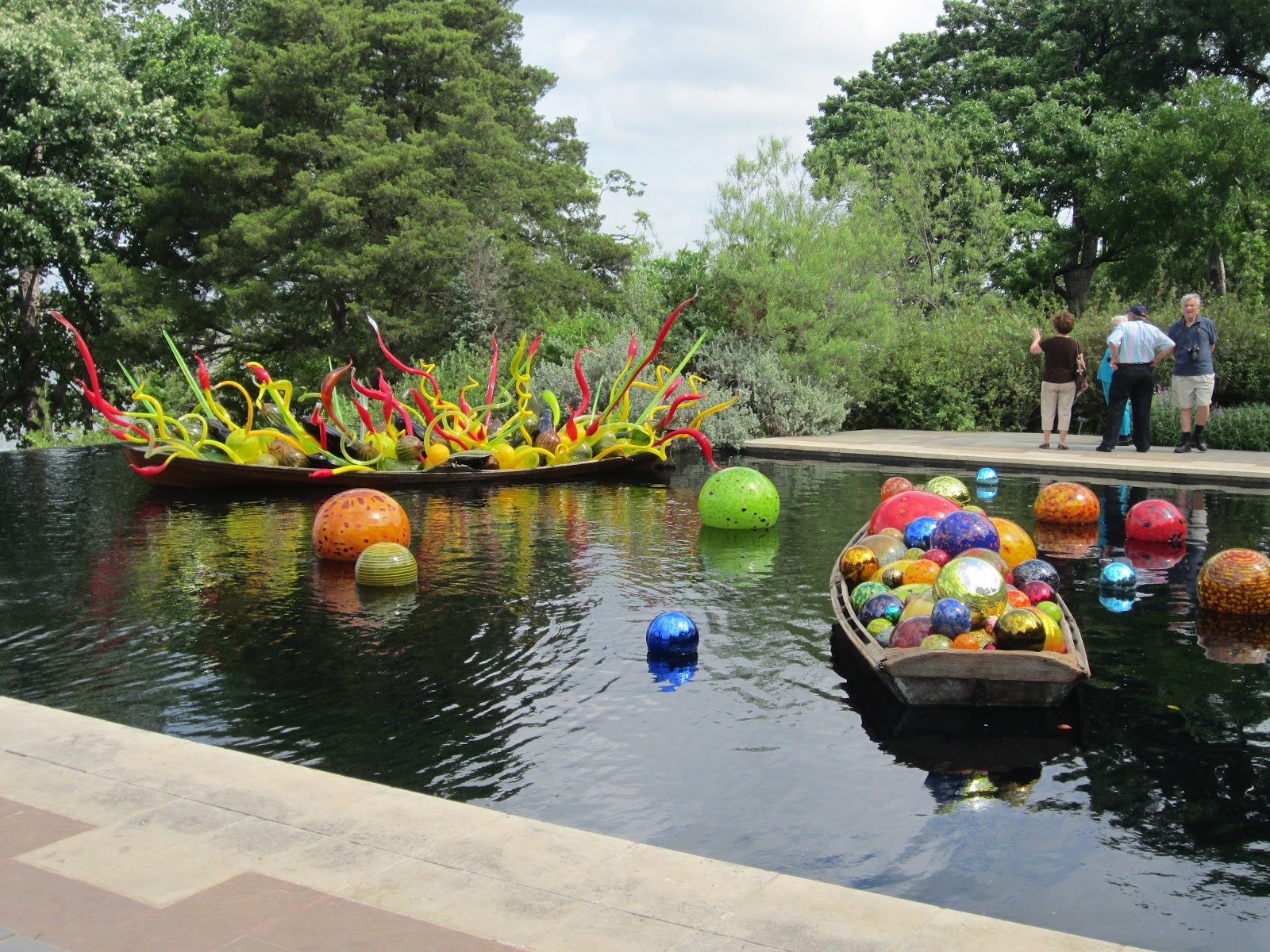 Dallas Arboretum Blooms with Chihuly Glass Sculptures Oh So Cynthia
