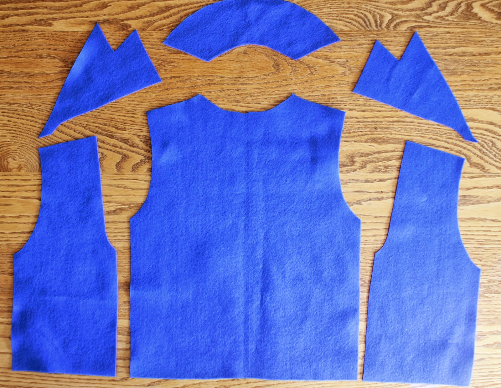RisC Handmade Jake The Neverland Pirate Shirt And Vest Tutorial risc-handmade-jake-the-neverland-pirate-shirt-and-vest-tutorial