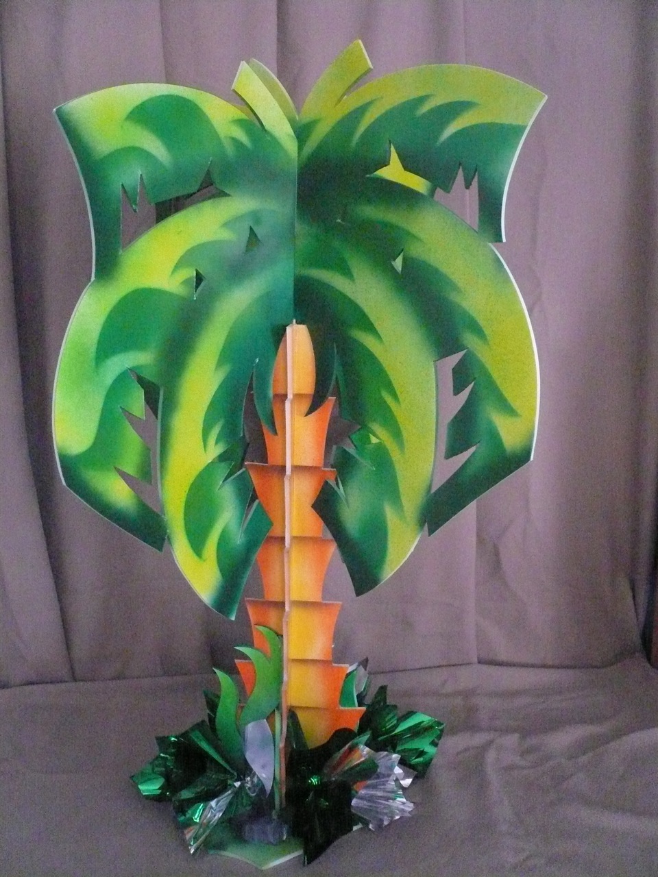 Musing with Marlyss DIY How to make a foamcore palm tree centerpiece