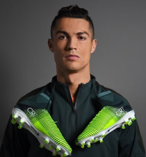 Contoh Descriptive Text Artis Idola Jawkosa