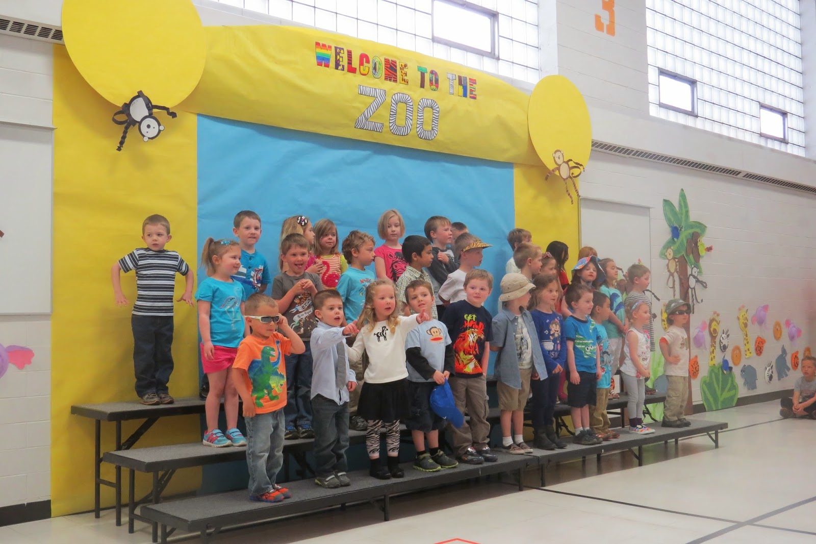 Stang Family of Five Roslyn's Zoo Concert a Success!