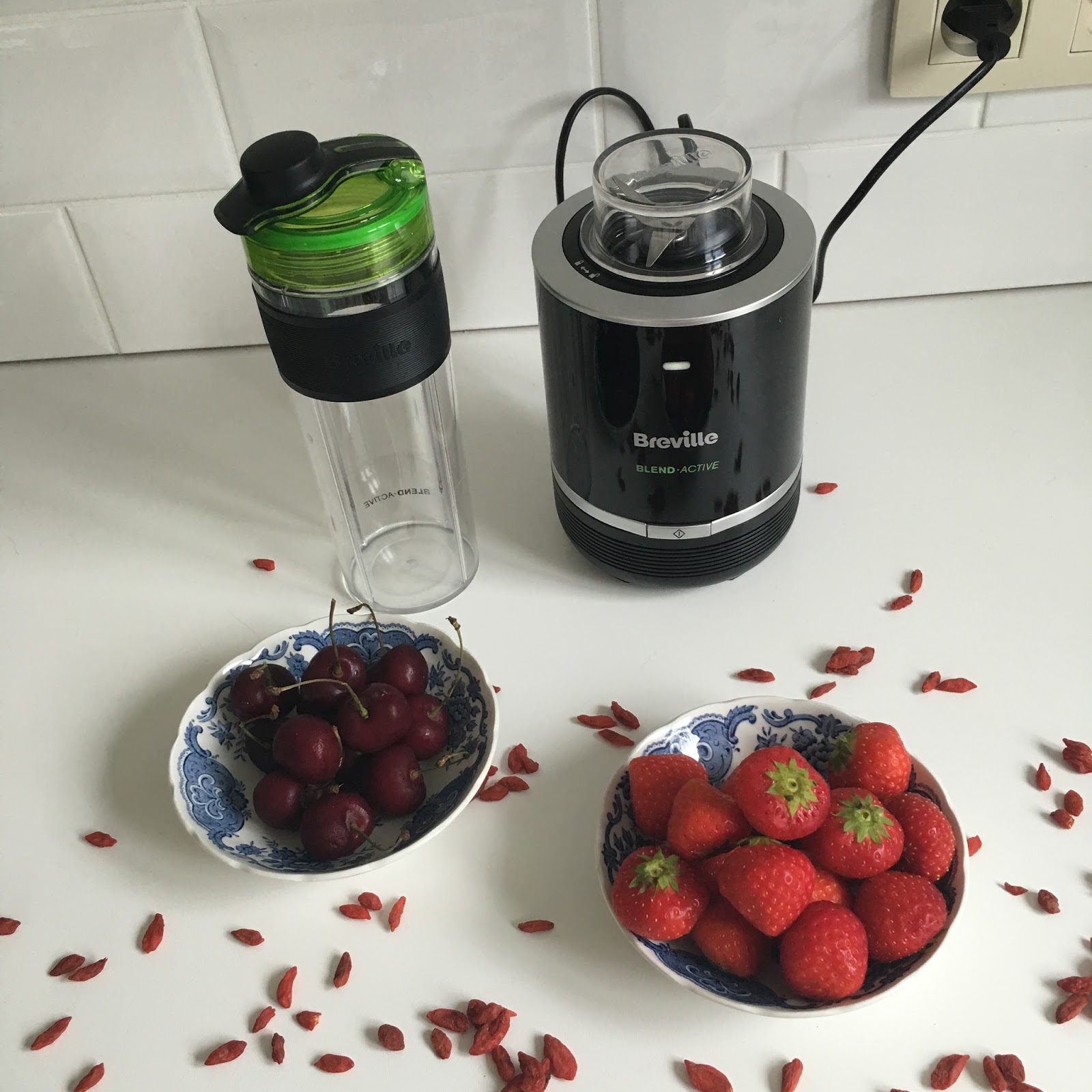BREVILLE BLEND-ACTIVE PRO - Raspberrylipstick BREVILLE BLEND-ACTIVE PRO - Raspberrylipstick