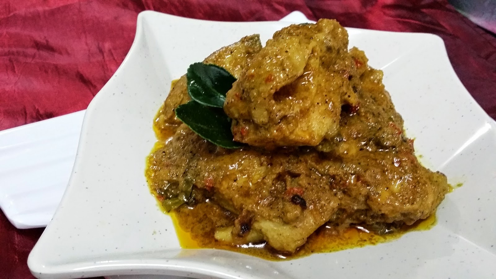 Sajian Dapur Bonda: Rendang Ayam Minang, penambat selera 