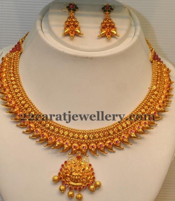 Antique Gold Mango Necklace - Jewellery Designs