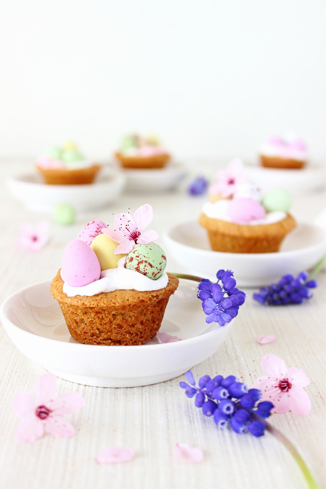 Marshmallow cookie cups