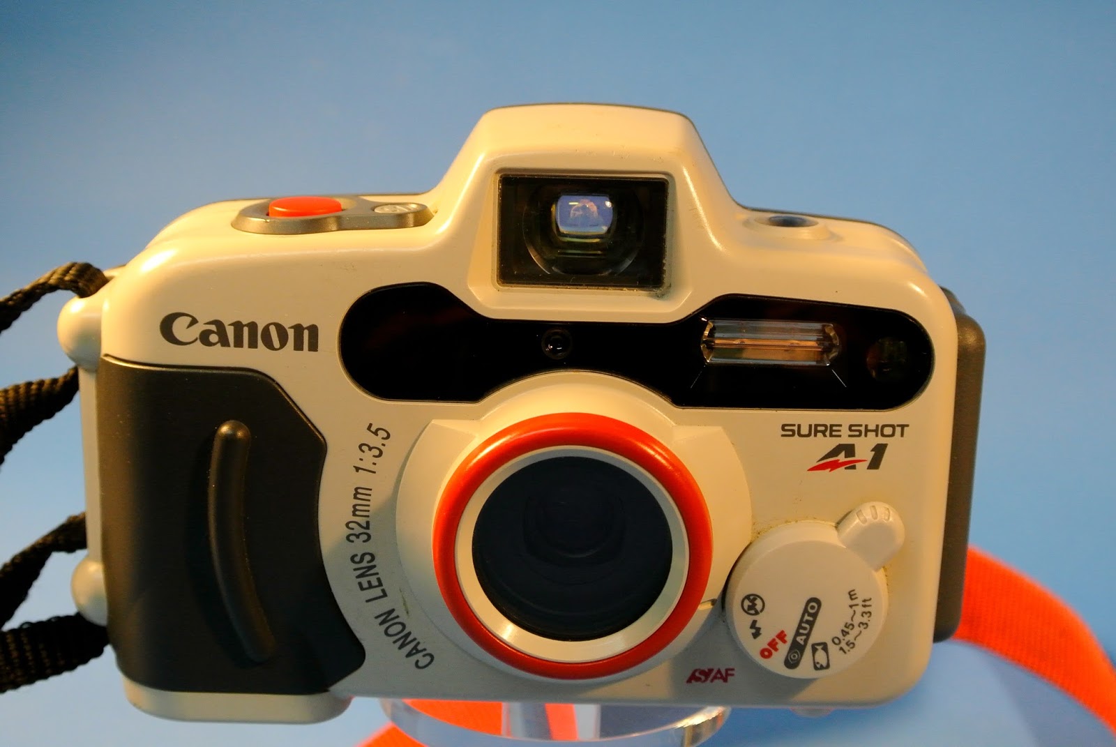 Random Camera Blog: Point and Shoot Review - Canon Sure Shot A-1