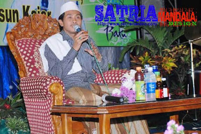 Koleksi Audio Ceramah KH Anwar Zahid Bojonegoro Koleksi Audio Ceramah KH Anwar Zahid Bojonegoro