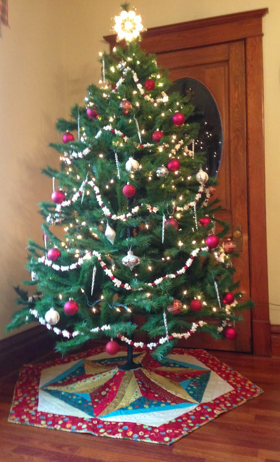 Popcorn And Cranberry Garland 2021