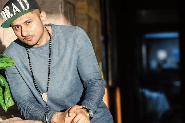 Yo Yo Honey Singh Wiki Height Weight Age Affairs