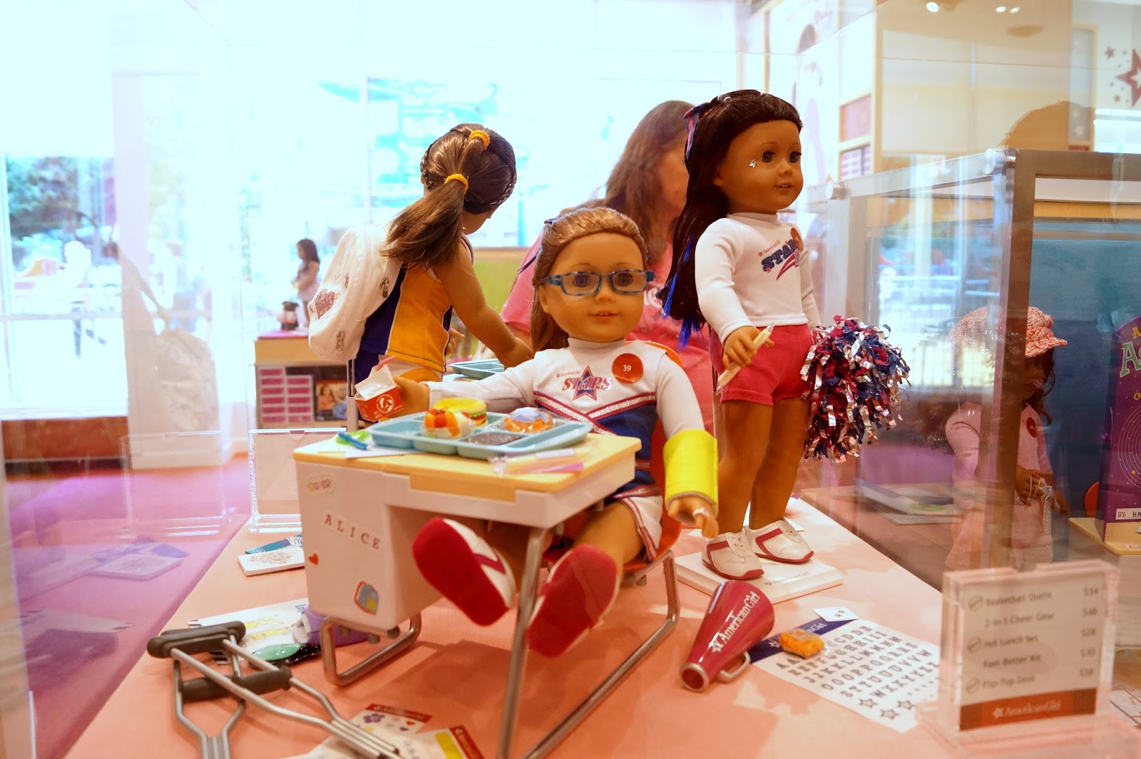American Girl Doll Play A Trip to the American Girl Store (Mall of