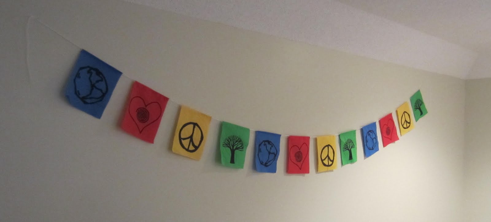 secret-pie-shoppe-diy-prayer-flags