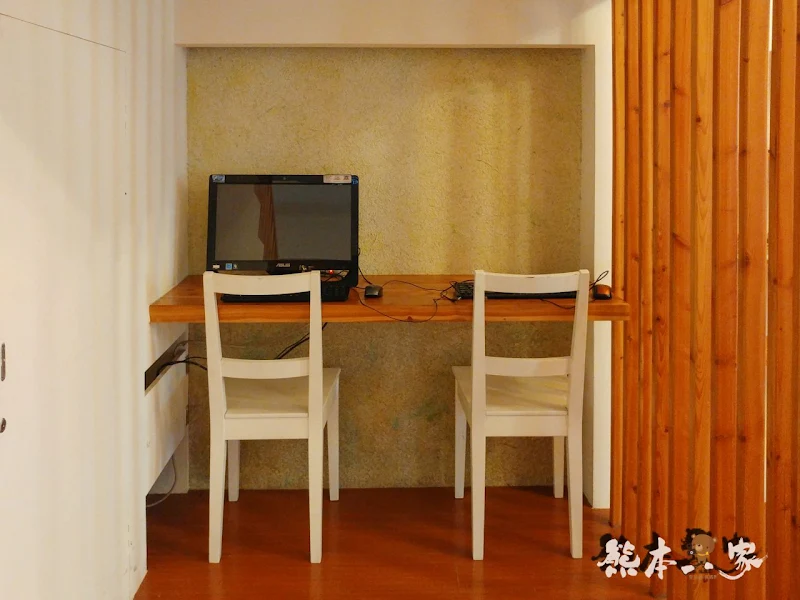 苗栗飛牛牧場親子住宿|牧場原墅家庭房|森林芬多精相伴的童趣屋
