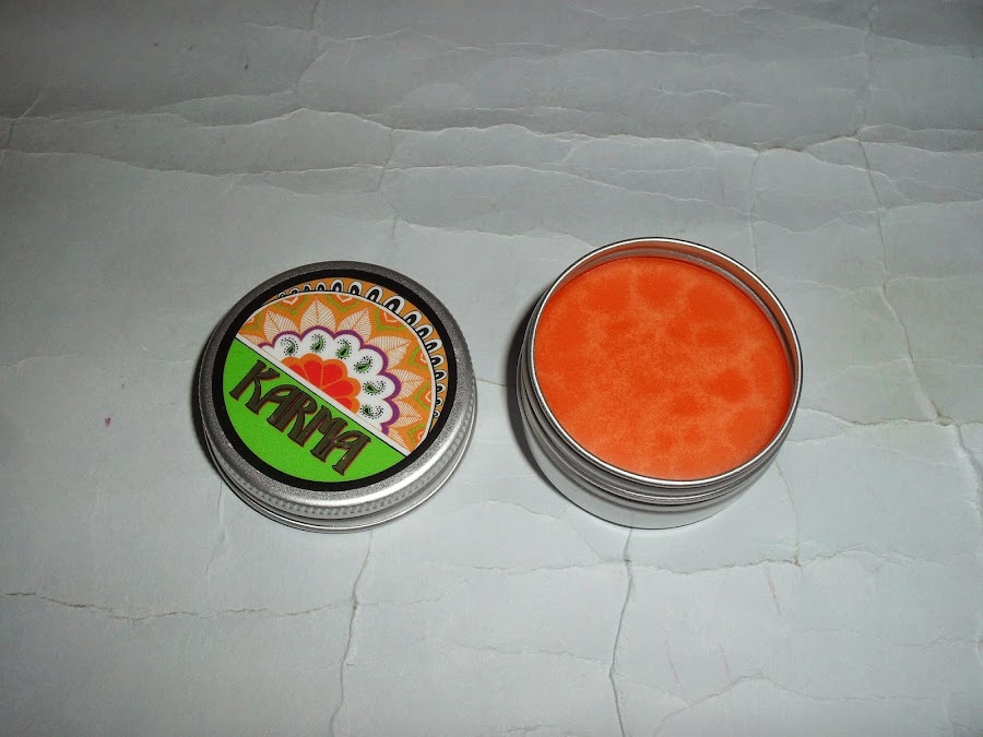 Imagen Perfume sólido Karma de Lush