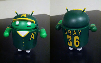 Louis Gray Android Figurine