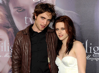 Robert Pattinson and Kristen Steward HD Wallpaper