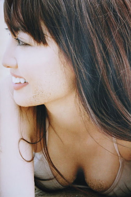 巨乳正妹小嶋陽菜 AKB48成員女神性感爆露